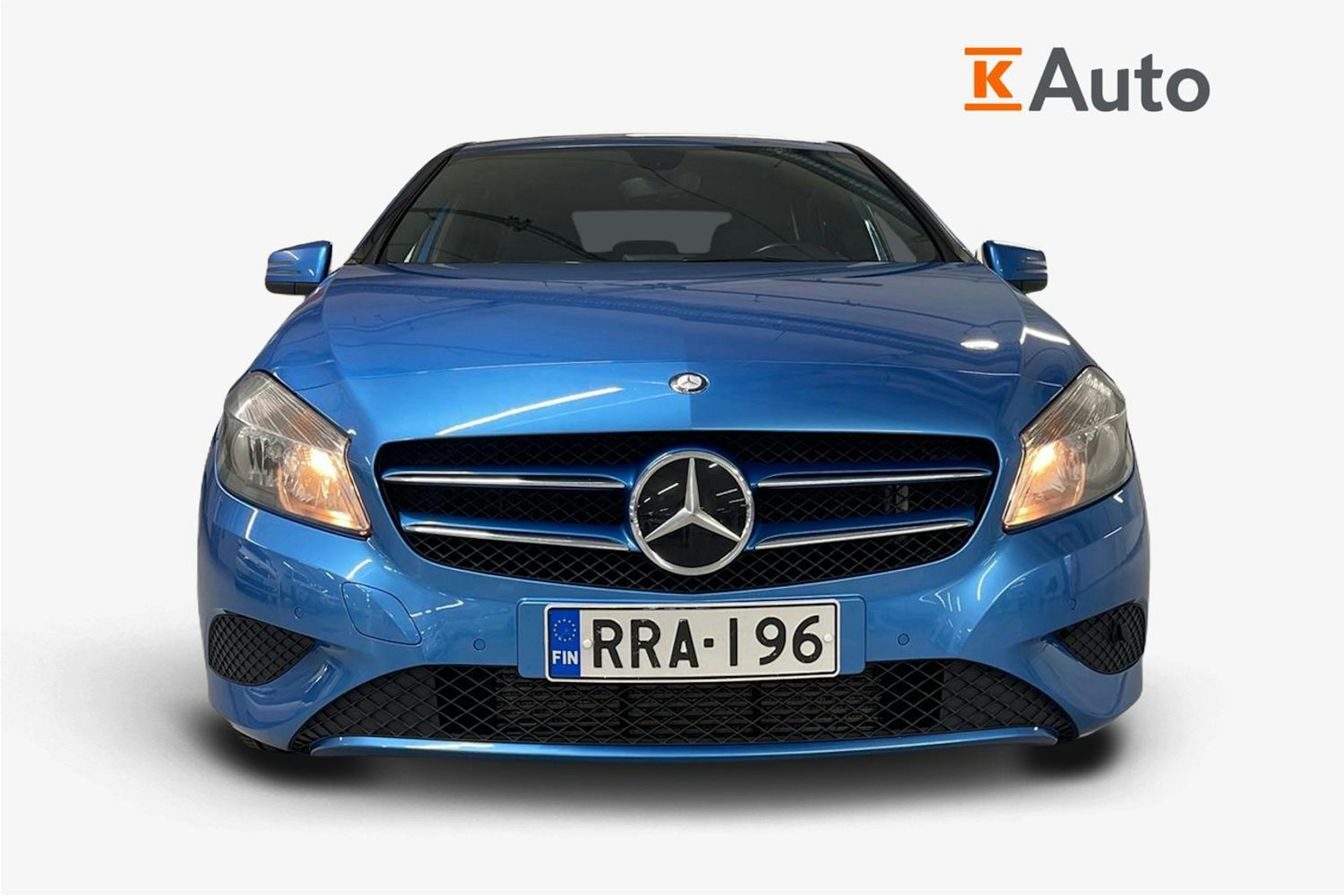 sininen Mercedes-Benz A 2013 kuva 5.