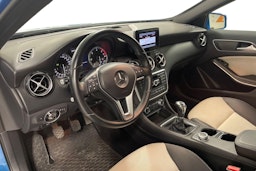 sininen Mercedes-Benz A 2013 kuva 7.