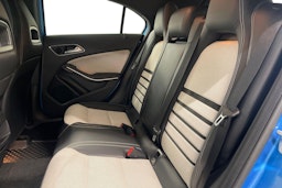 sininen Mercedes-Benz A 2013 kuva 10.