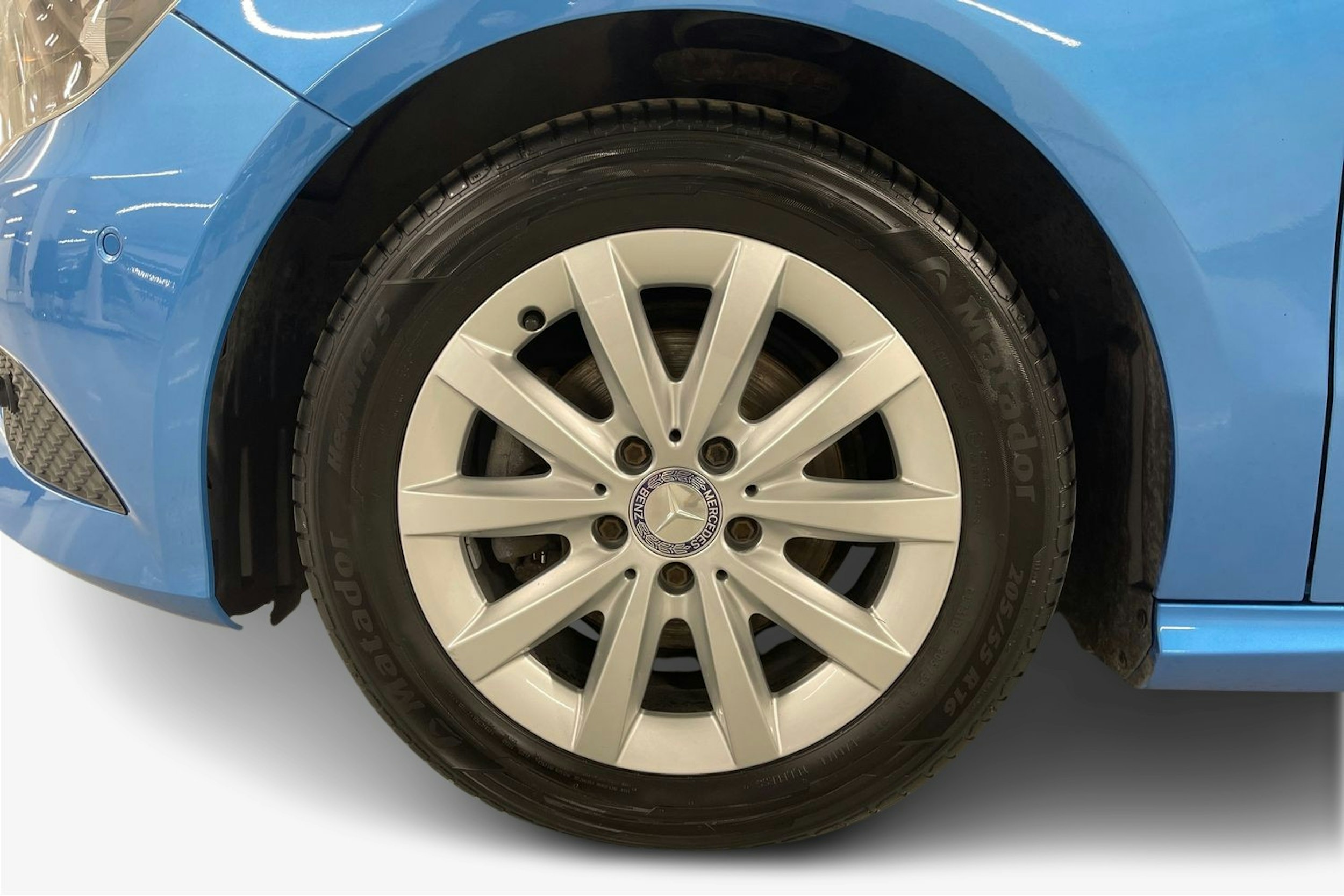 sininen Mercedes-Benz A 2013 kuva 11.