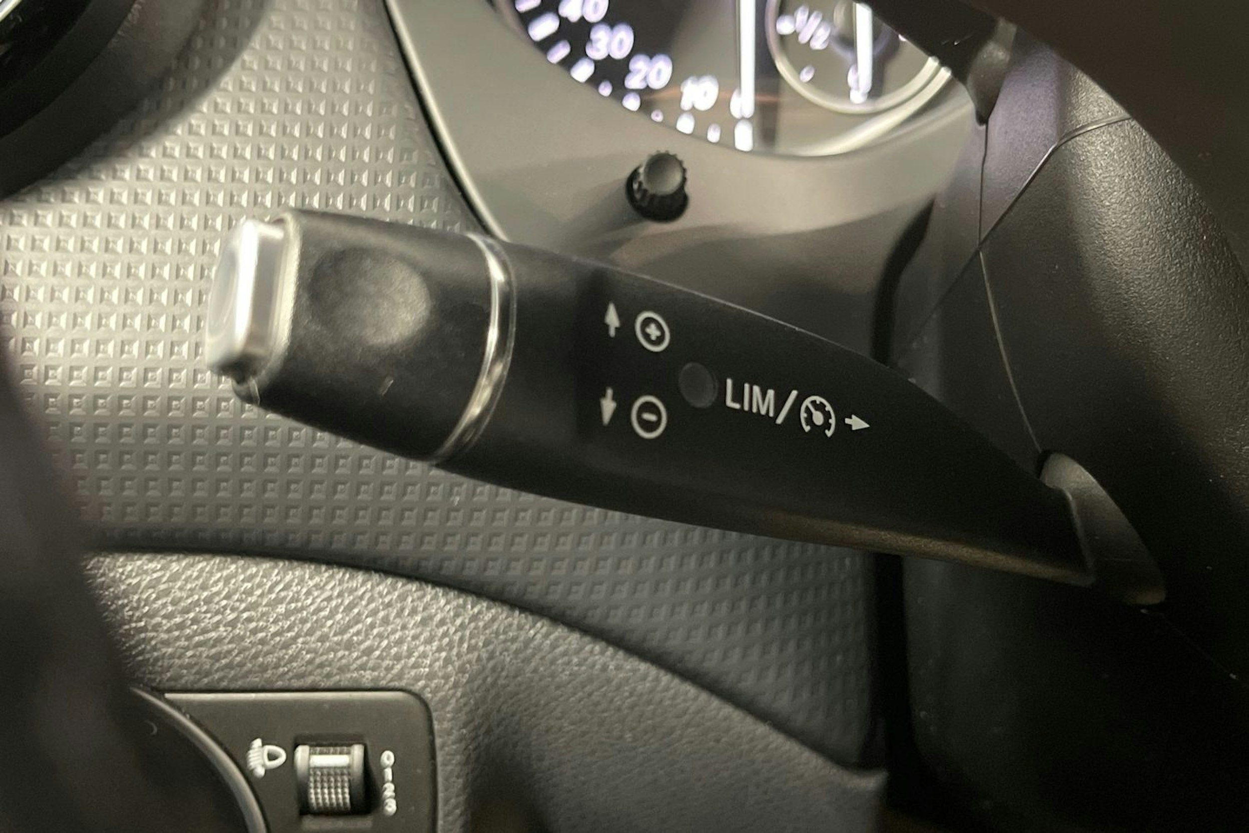sininen Mercedes-Benz A 2013 kuva 16.