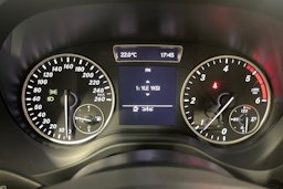 sininen Mercedes-Benz A 2013 kuva 18.