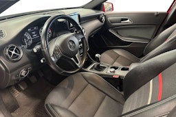 punainen Mercedes-Benz A 2013 kuva 3.
