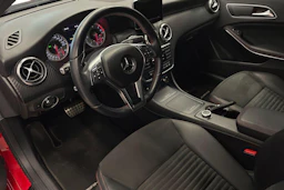 punainen Mercedes-Benz A 2013 kuva 6.