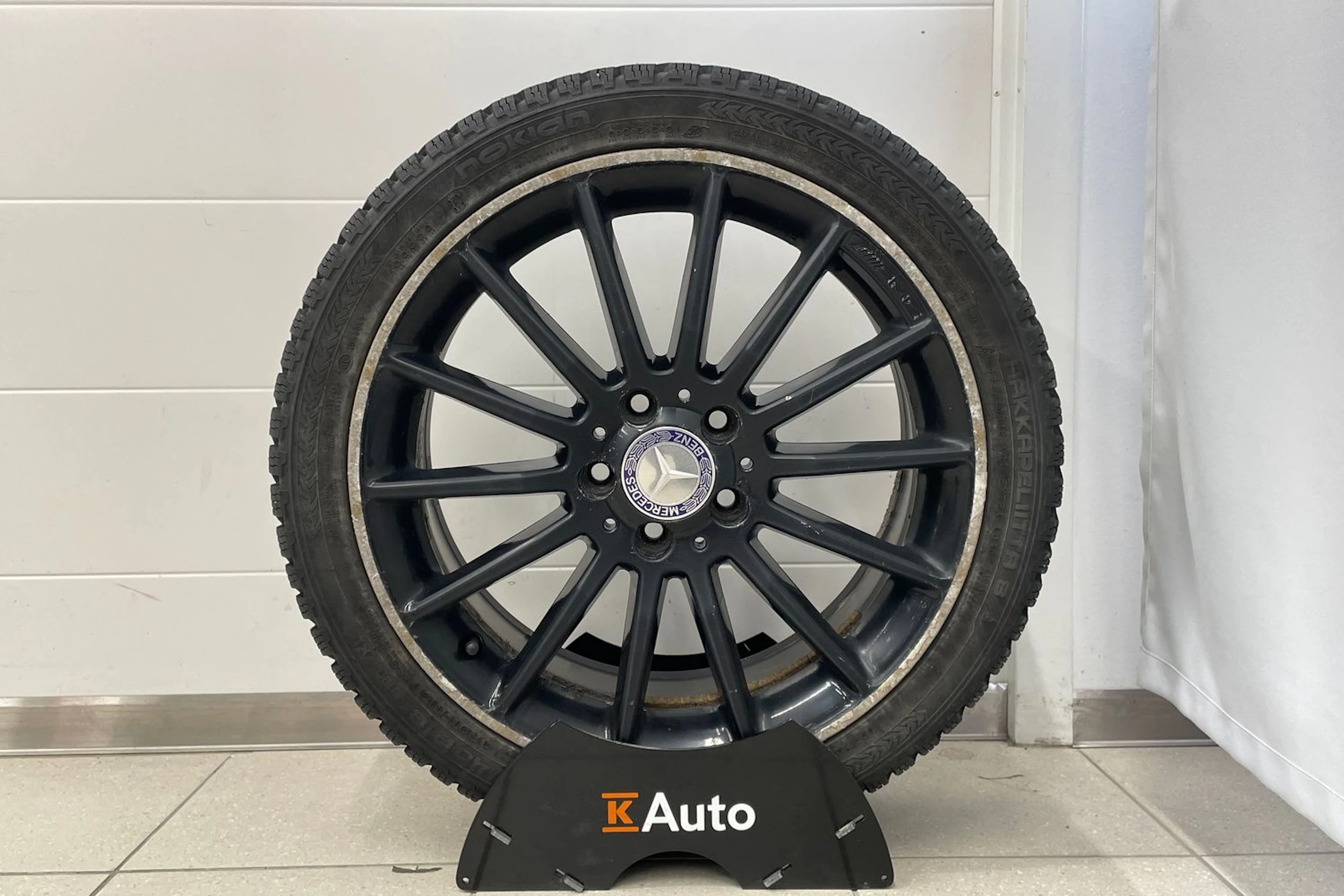 punainen Mercedes-Benz A 2013 kuva 21.