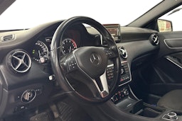 Musta Mercedes-Benz A 2013 kuva 3.