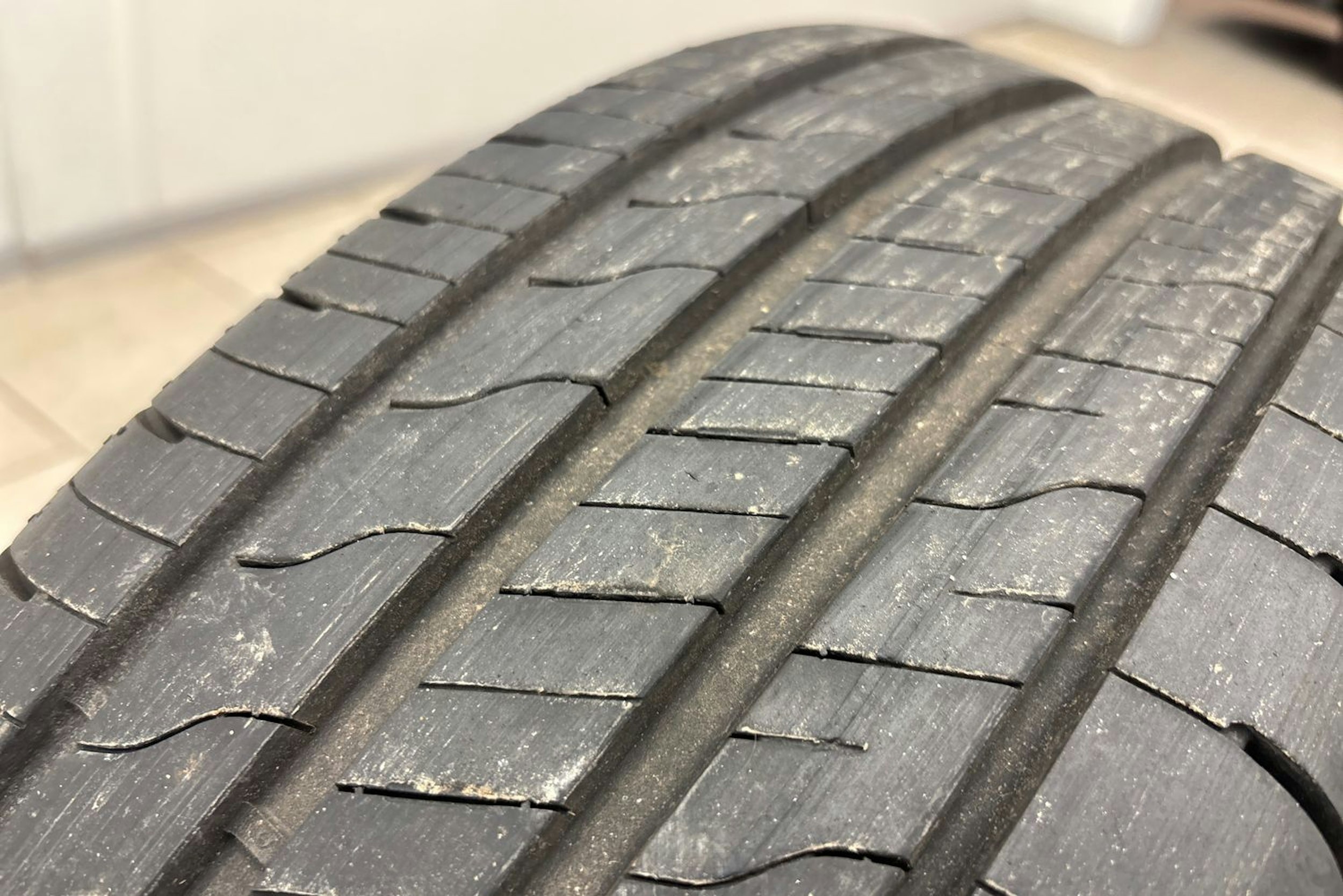 Punainen Mercedes-Benz A 2013 kuva 15.