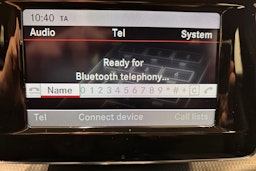 Punainen Mercedes-Benz A 2013 kuva 18.