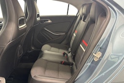 Sininen Mercedes-Benz A 2013 kuva 9.