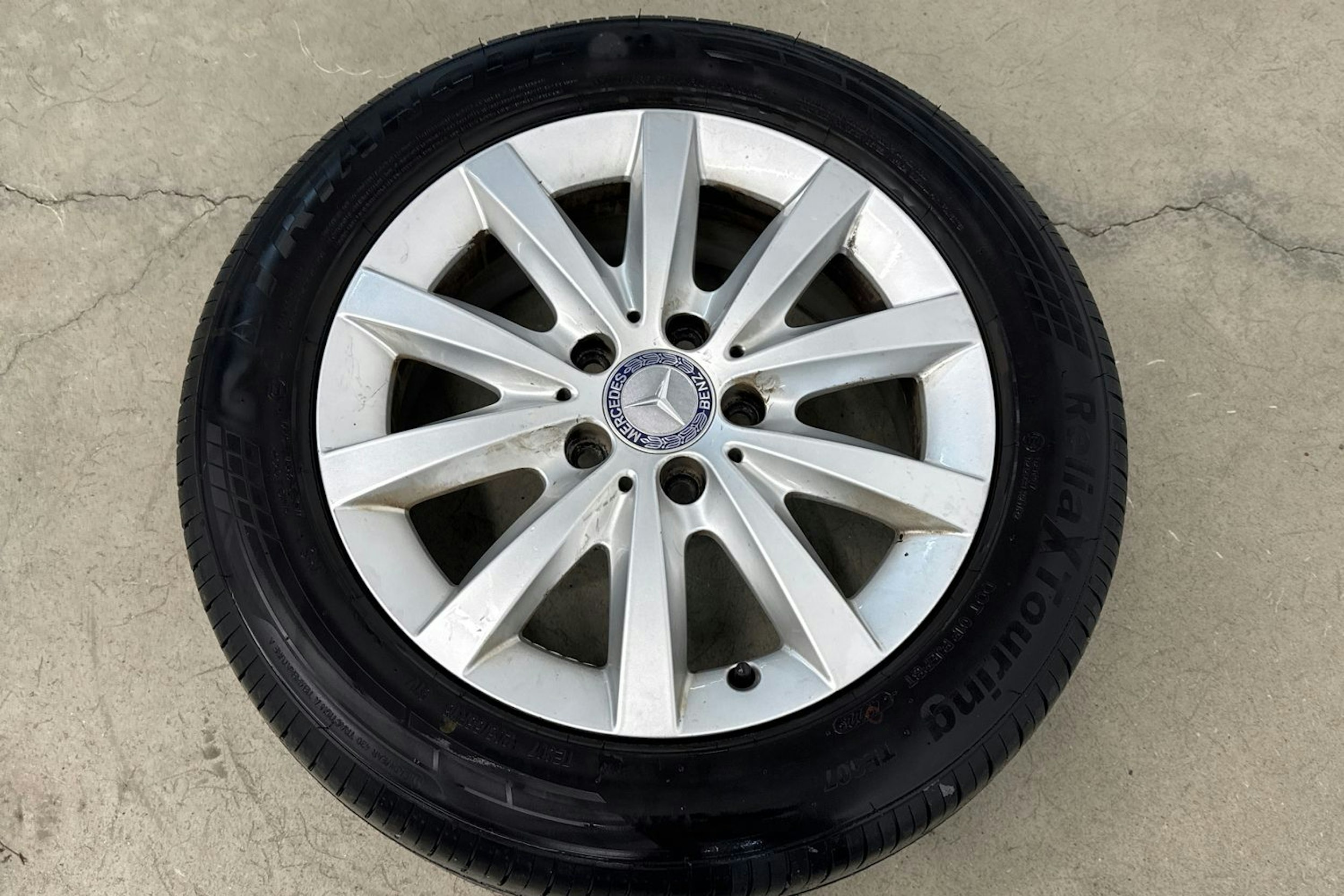 Sininen Mercedes-Benz A 2013 kuva 11.