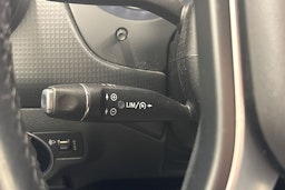 Sininen Mercedes-Benz A 2013 kuva 14.