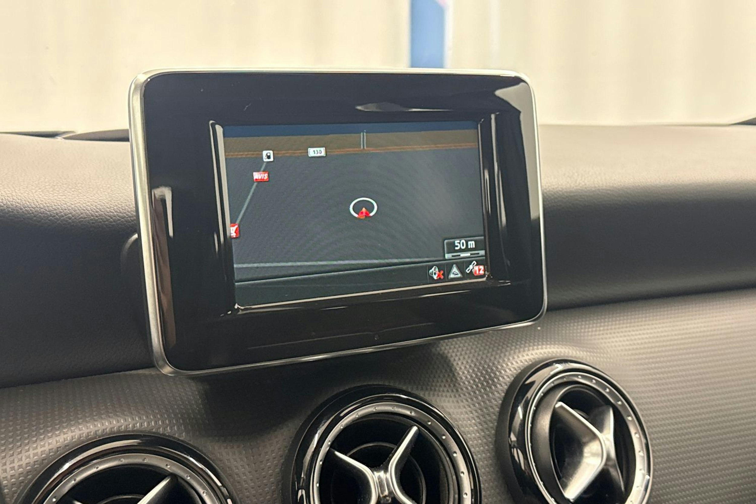 Sininen Mercedes-Benz A 2013 kuva 19.