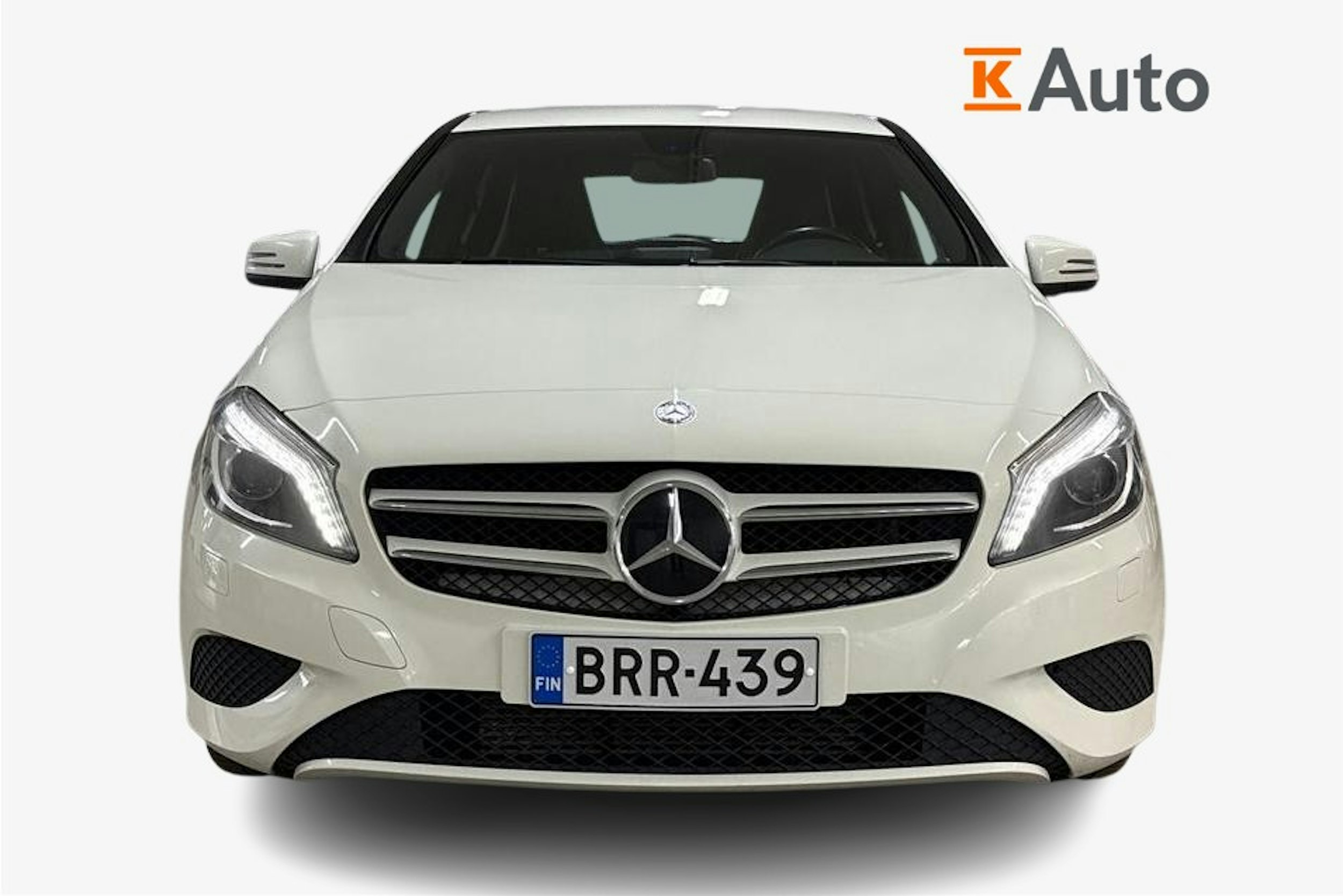 Valkoinen Mercedes-Benz A 2014 kuva 5.