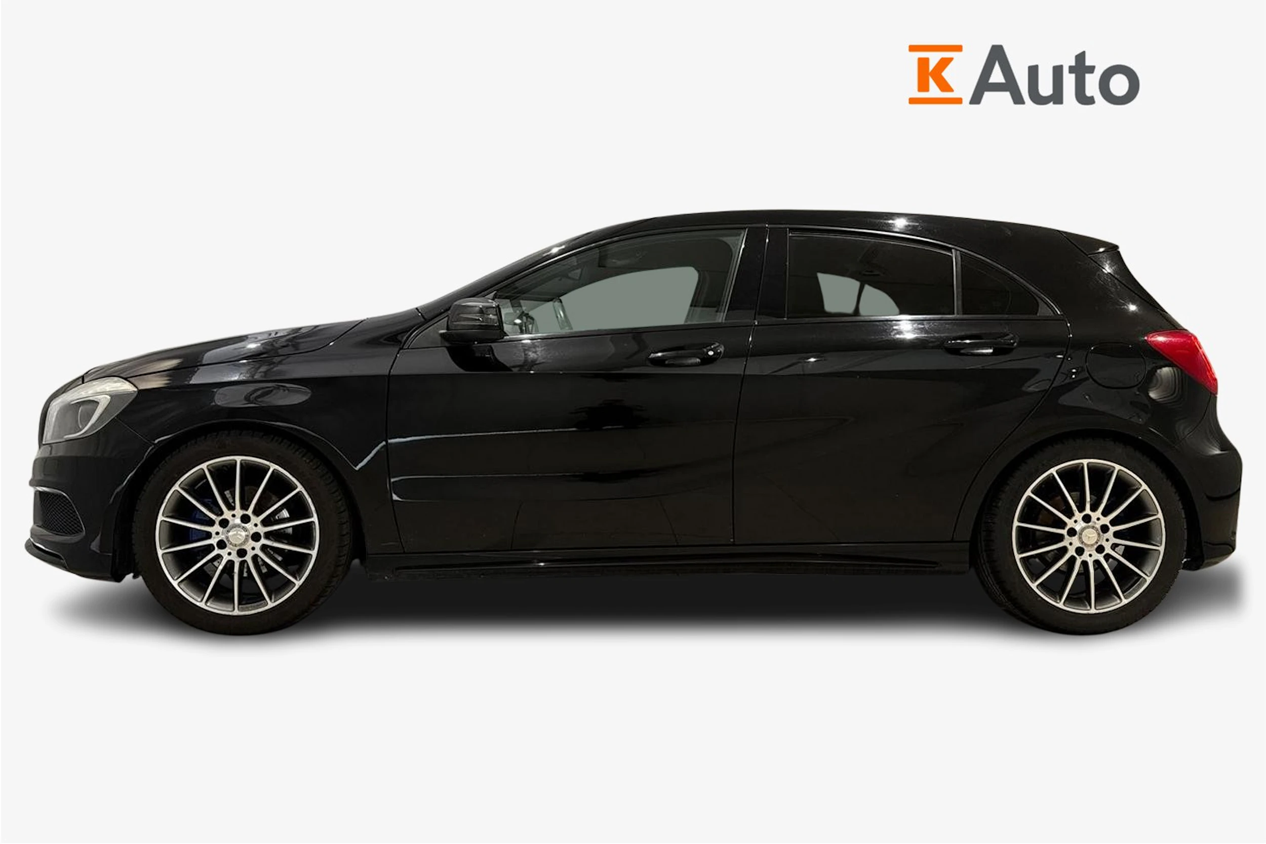 musta Mercedes-Benz A 2014 kuva 5.