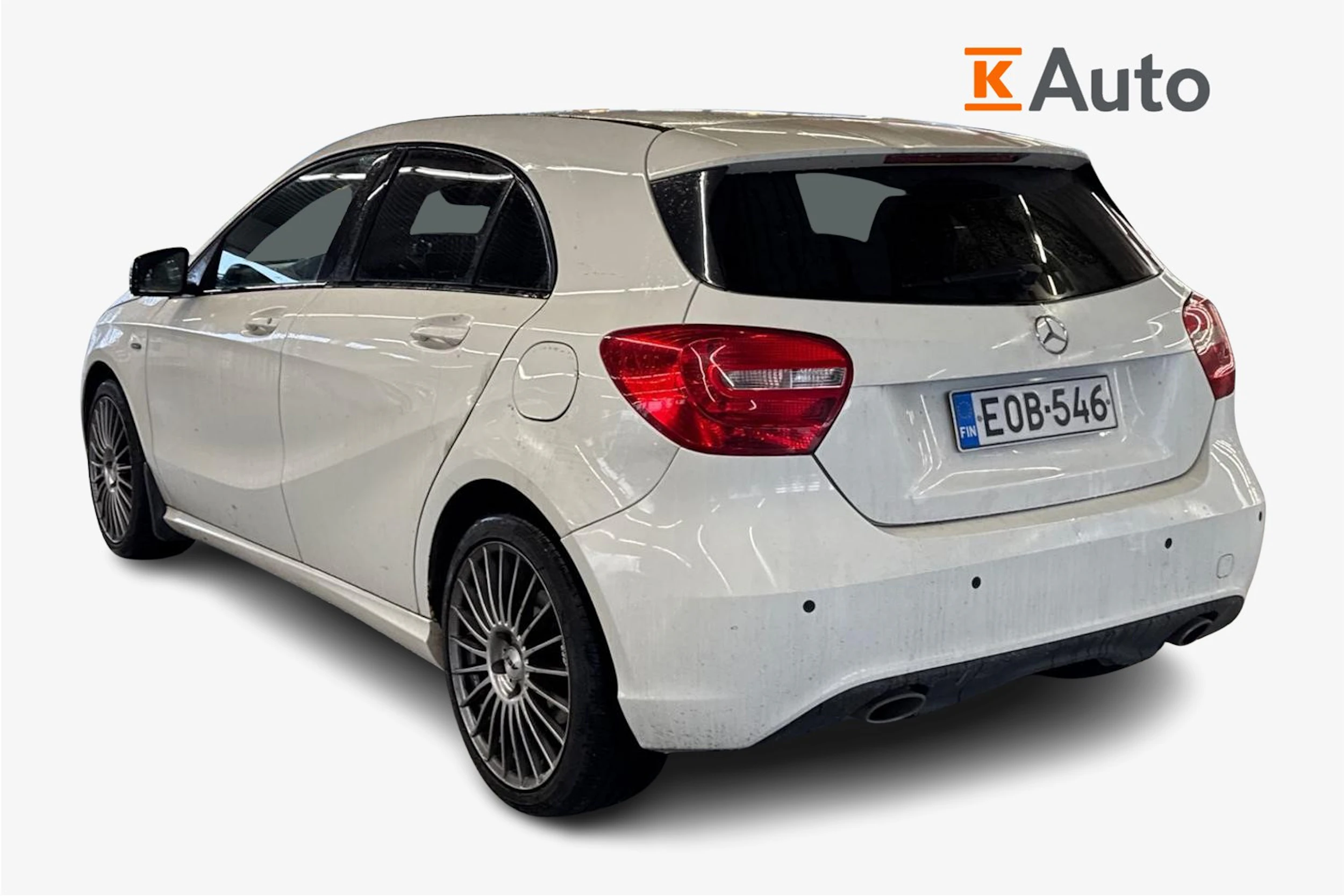 valkoinen Mercedes-Benz A 2014 kuva 2.