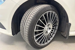 valkoinen Mercedes-Benz A 2014 kuva 10.