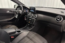 valkoinen Mercedes-Benz A 2014 kuva 14.