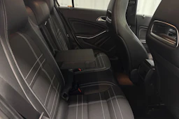 valkoinen Mercedes-Benz A 2014 kuva 15.