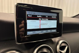 valkoinen Mercedes-Benz A 2014 kuva 25.