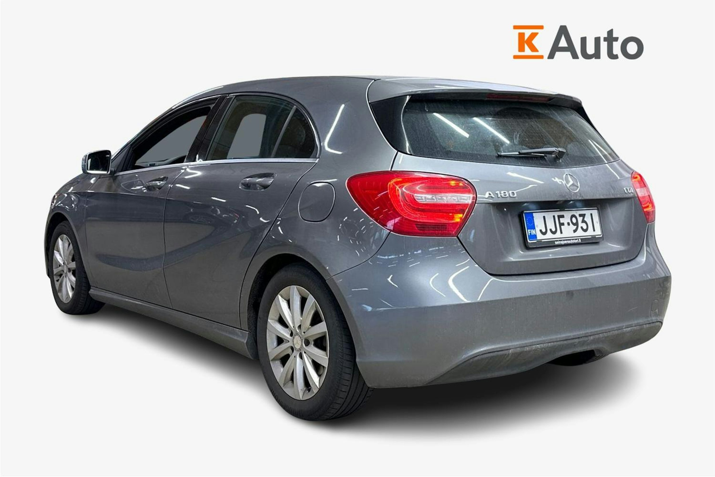 harmaa Mercedes-Benz A 2014 kuva 2.