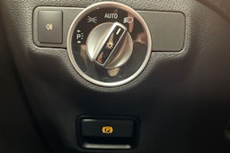 Harmaa Mercedes-Benz A 2014 kuva 17.