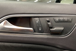 Harmaa Mercedes-Benz A 2014 kuva 18.