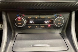 Harmaa Mercedes-Benz A 2014 kuva 24.