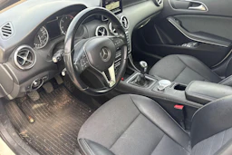 valkoinen Mercedes-Benz A 2014 kuva 3.
