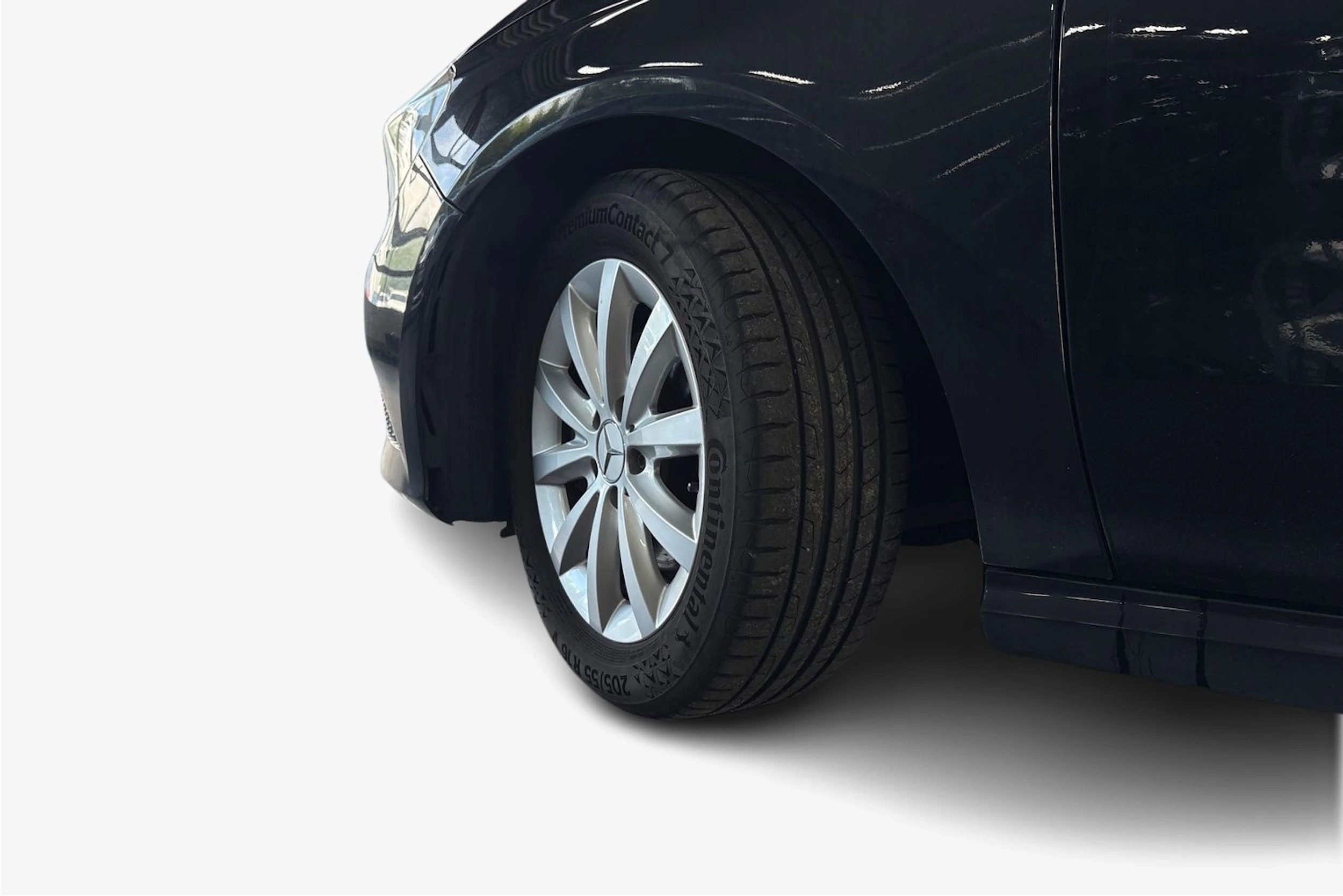 musta Mercedes-Benz A 2015 kuva 9.