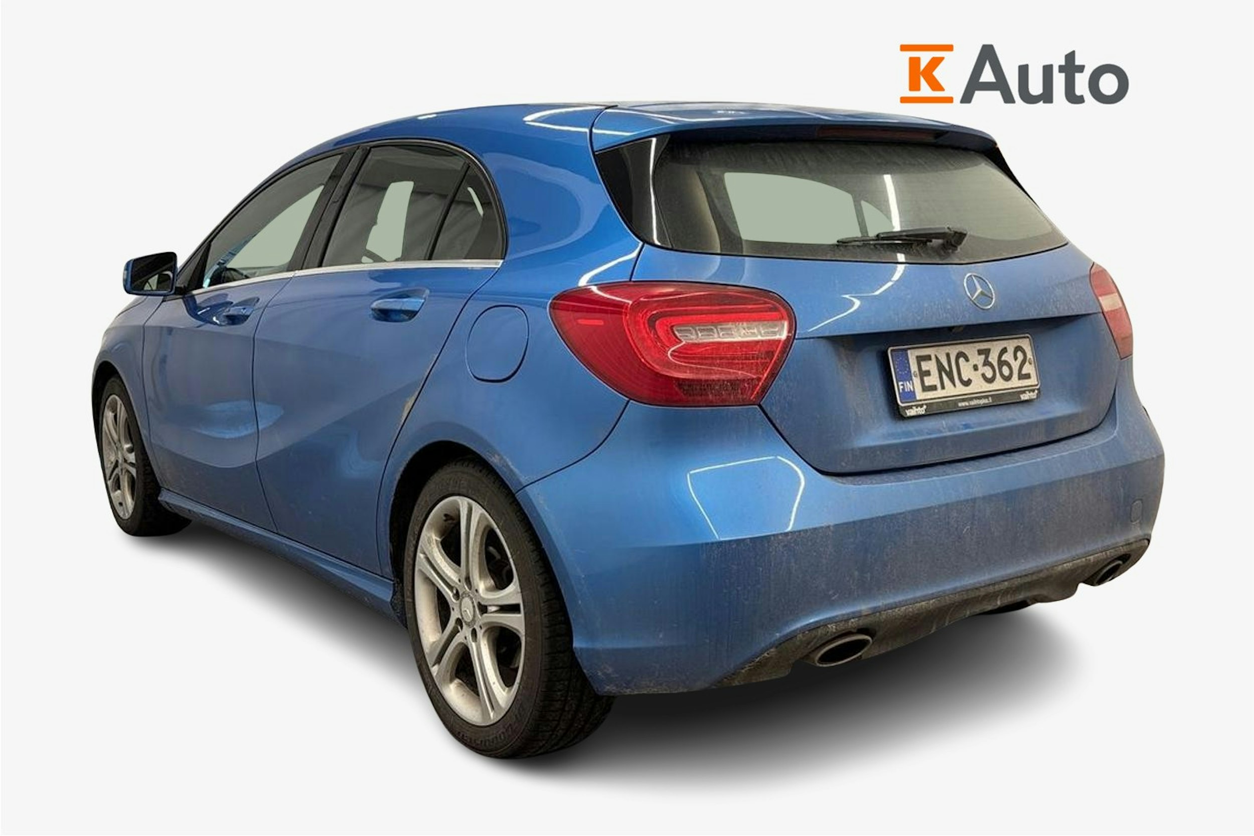 sininen Mercedes-Benz A 2015 kuva 2.