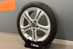 sininen Mercedes-Benz A 2015 kuva 10.