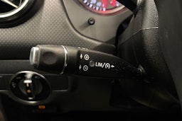 sininen Mercedes-Benz A 2015 kuva 15.