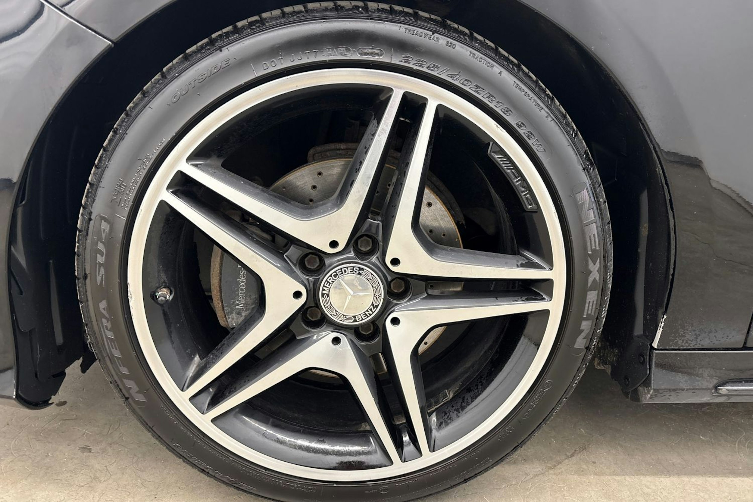 Musta Mercedes-Benz A 2015 kuva 11.