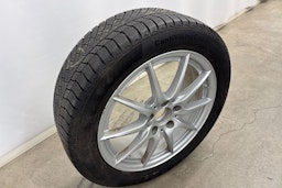 Musta Mercedes-Benz A 2015 kuva 13.