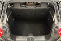 Musta Mercedes-Benz A 2015 kuva 14.