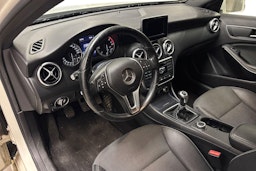 valkoinen Mercedes-Benz A 2015 kuva 3.
