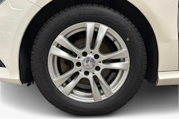 valkoinen Mercedes-Benz A 2015 kuva 11.