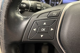 valkoinen Mercedes-Benz A 2015 kuva 15.