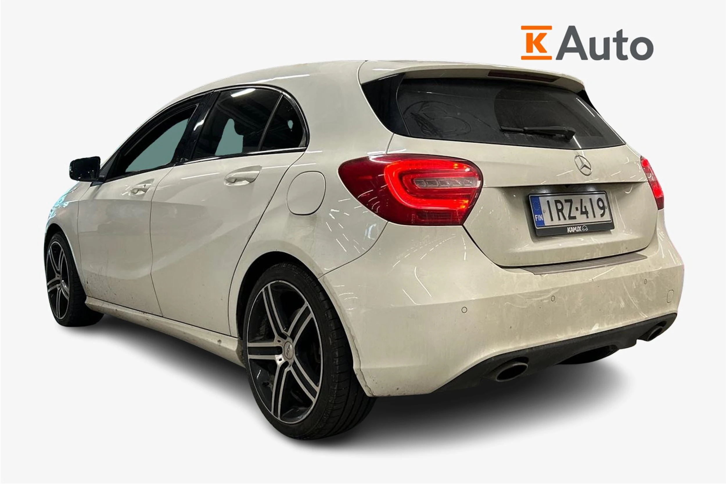 valkoinen Mercedes-Benz A 2015 kuva 2.