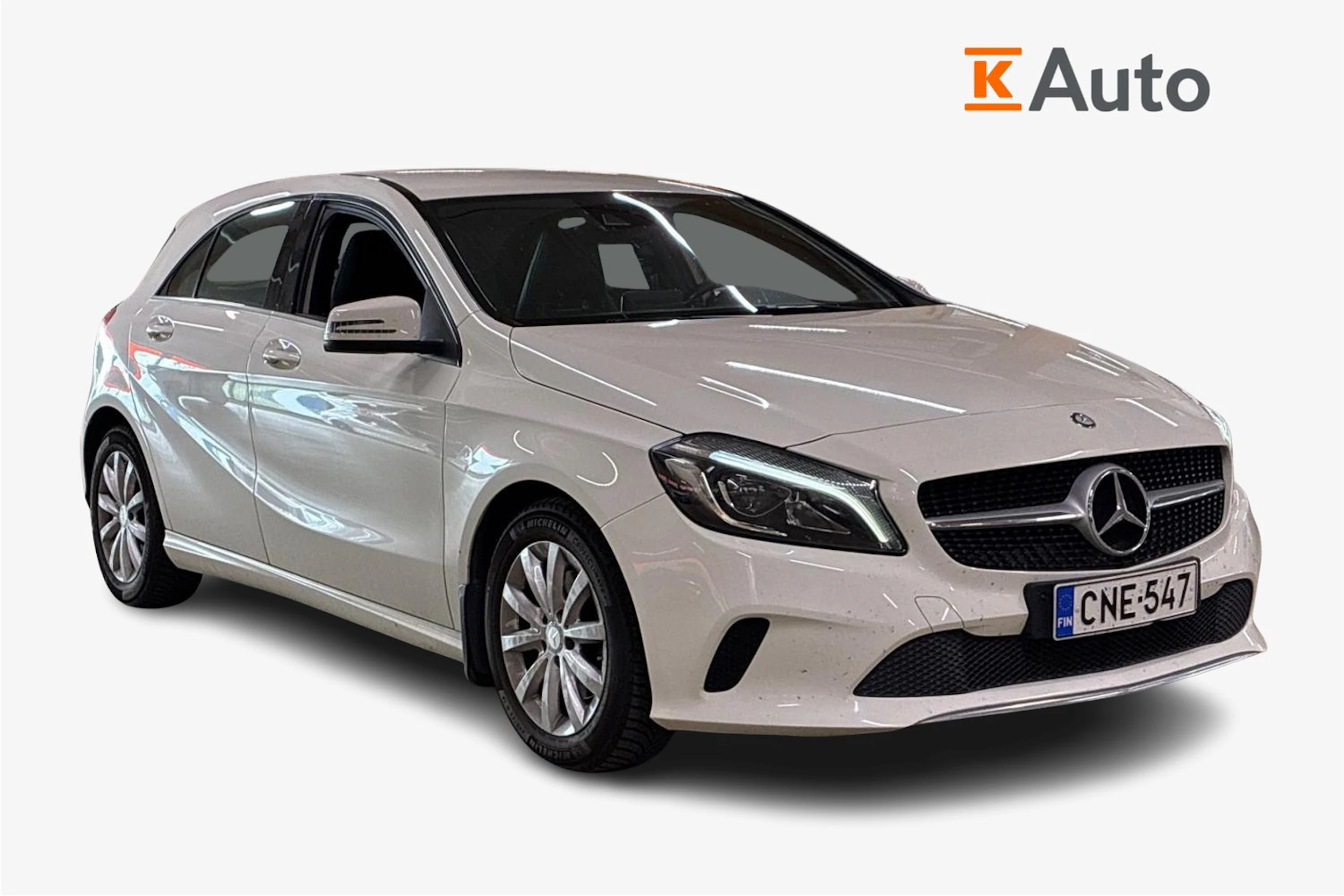 valkoinen Mercedes-Benz A 2016 kuva 1.