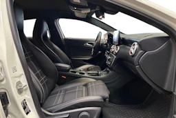 valkoinen Mercedes-Benz A 2016 kuva 9.