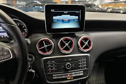 valkoinen Mercedes-Benz A 2016 kuva 15.