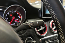 valkoinen Mercedes-Benz A 2016 kuva 20.