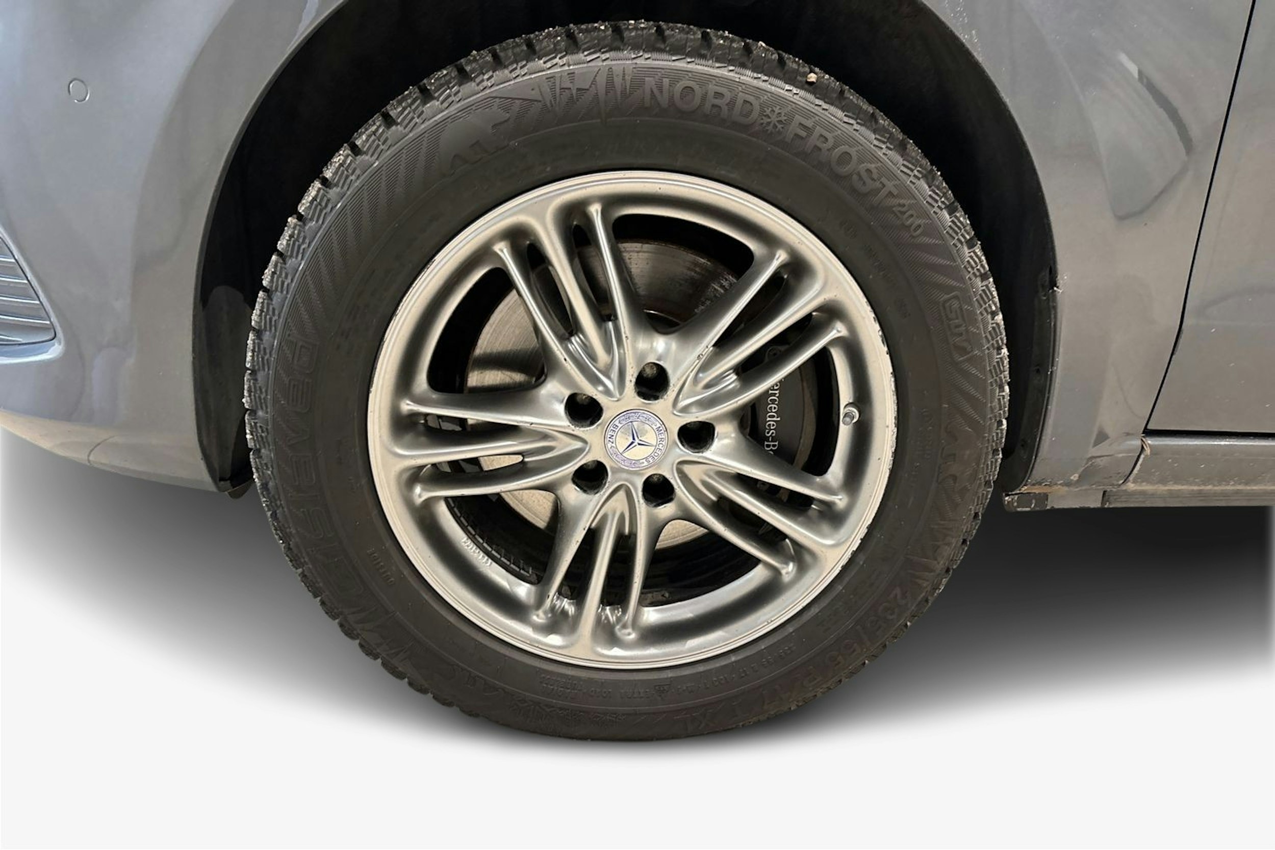 harmaa Mercedes-Benz V 2016 kuva 9.