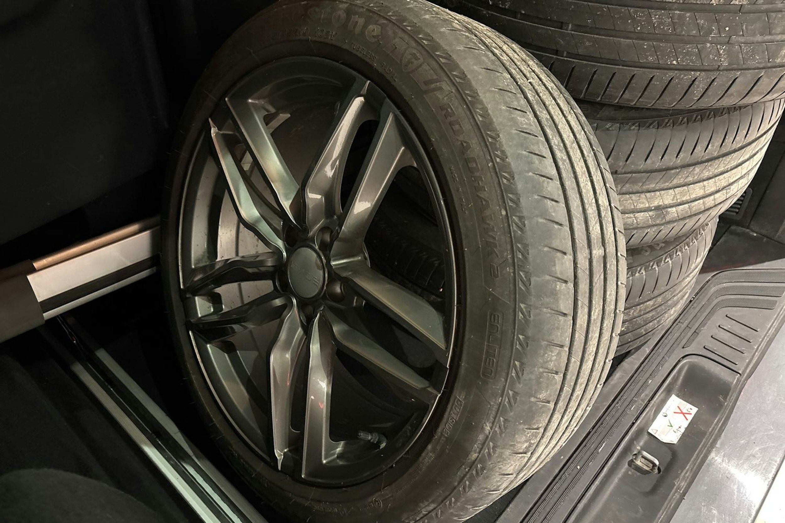 harmaa Mercedes-Benz V 2016 kuva 14.