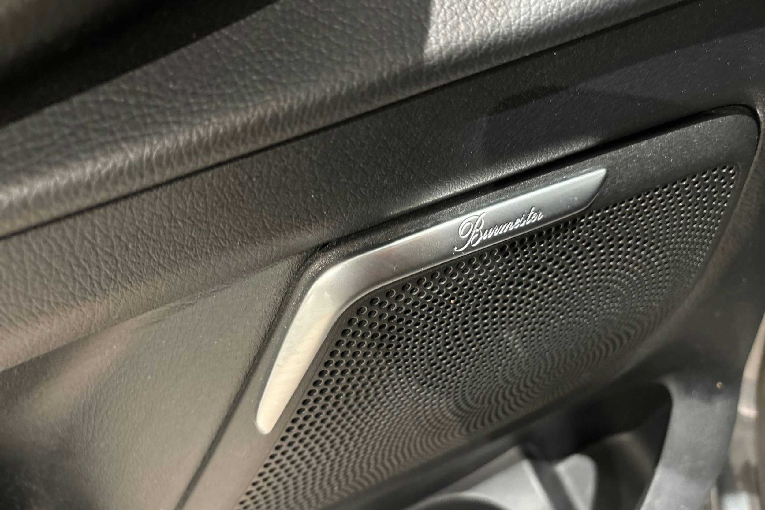 harmaa Mercedes-Benz V 2016 kuva 17.