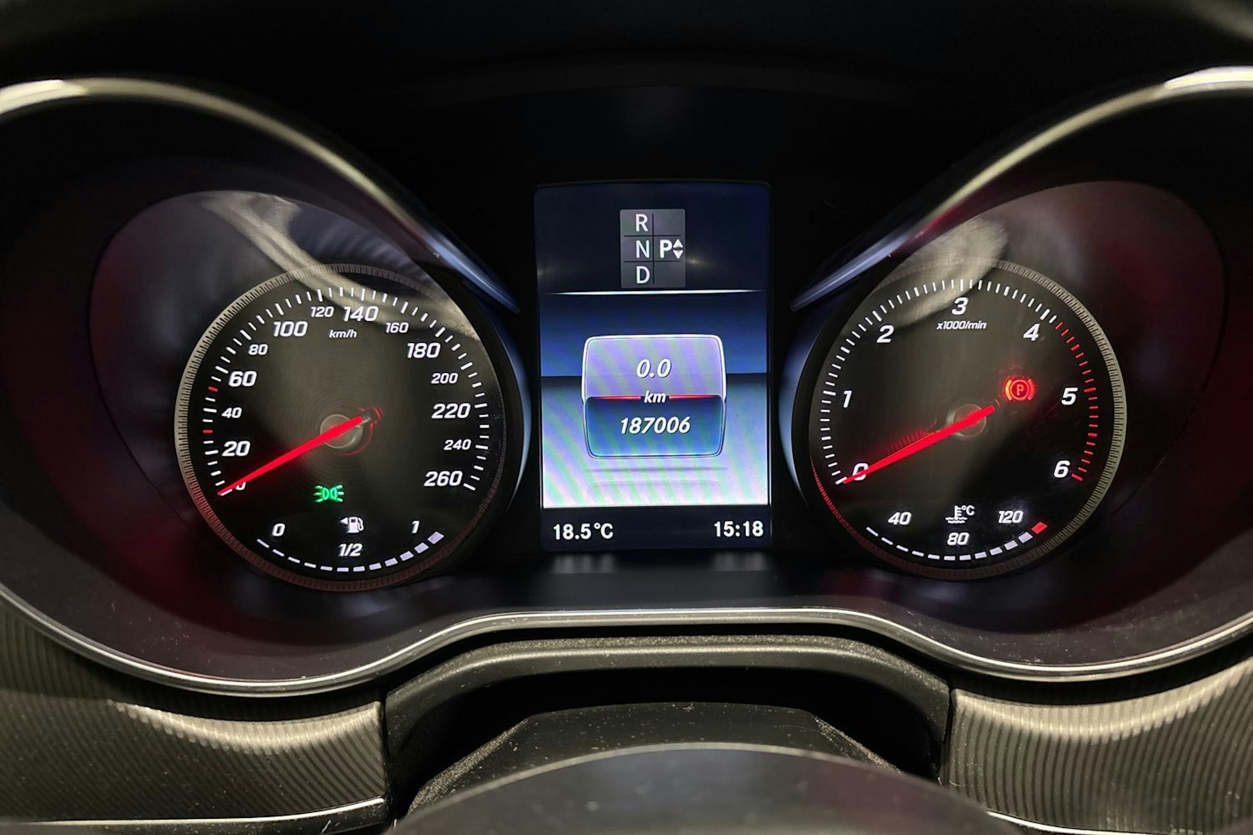 harmaa Mercedes-Benz V 2016 kuva 21.