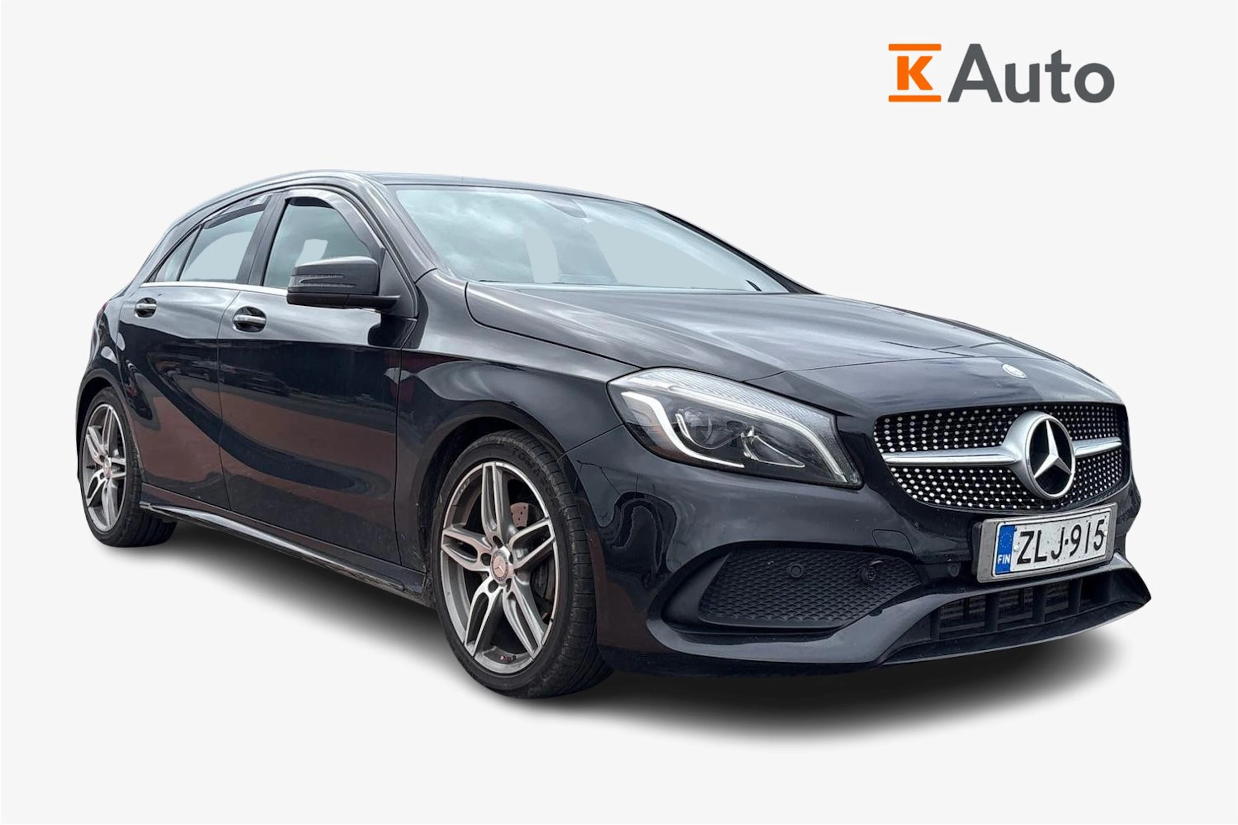 musta Mercedes-Benz A 2016 kuva 1.