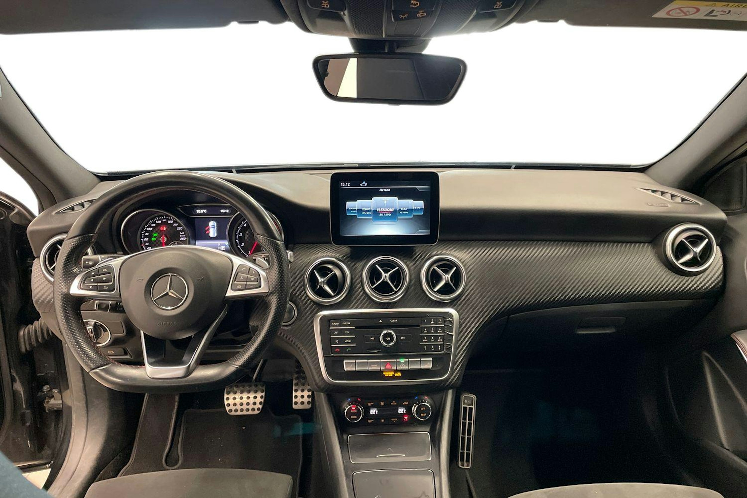 Musta Mercedes-Benz A 2017 kuva 9.
