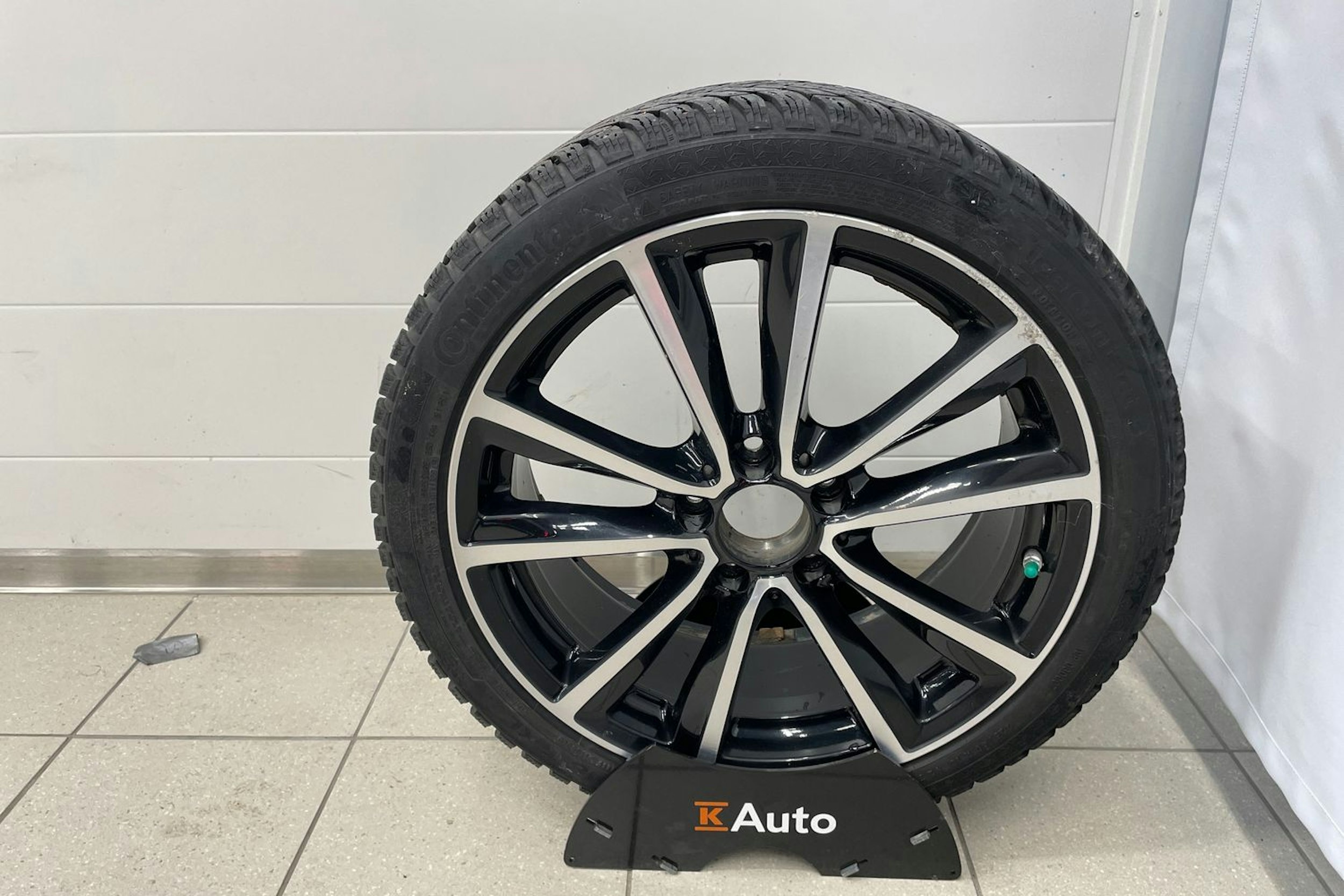 Musta Mercedes-Benz A 2017 kuva 23.